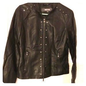Women’s leather jacket
